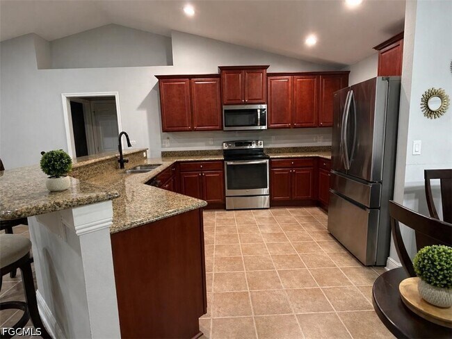 Building Photo - 180 SW Voltair Terrace