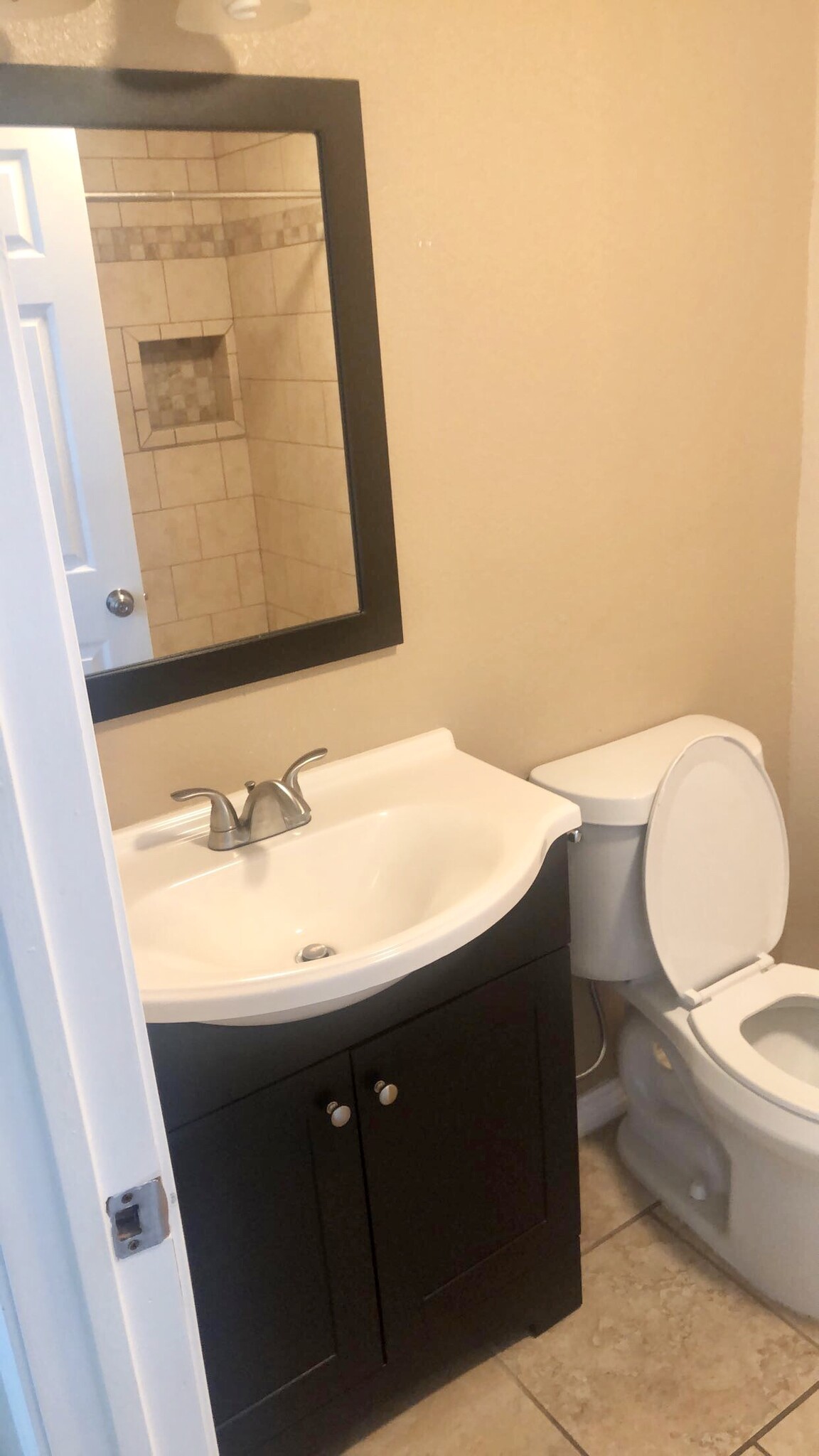 Bathroom 2 - 1305 Kings Way