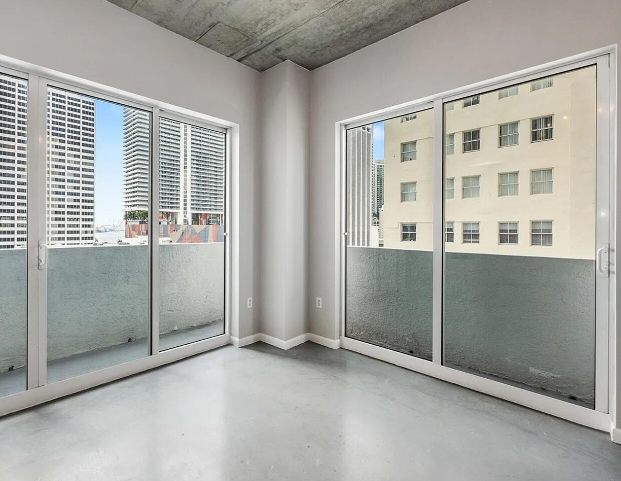 Building Photo - 133 NE 2nd Ave