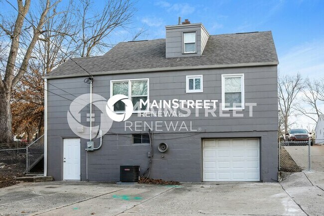 Building Photo - 3916 Circle Dr