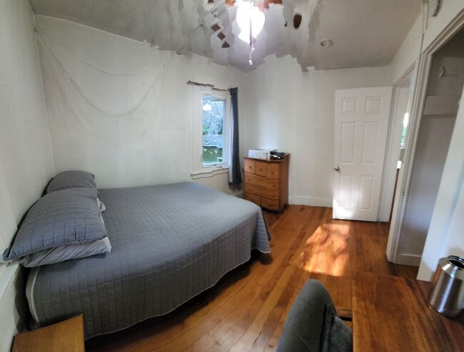 Building Photo - Jeffrey and Foothill Properties