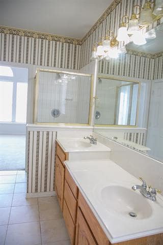 Building Photo - 511 Poplar Ln