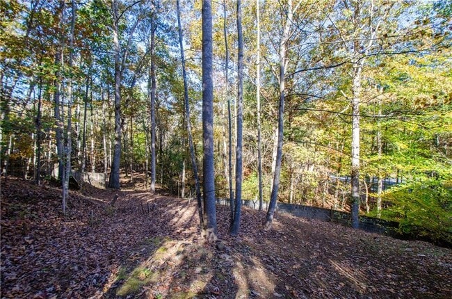 Building Photo - 2470 Cambridge Hills Rd