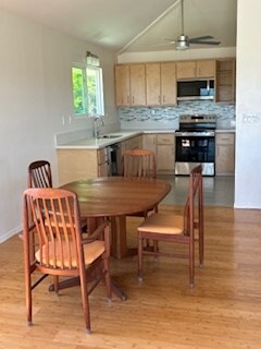 Building Photo - 2623 Halalu St