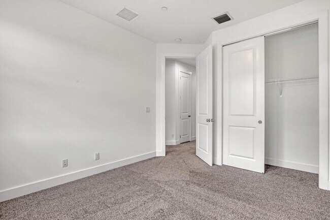 Building Photo - 12643 Machiavelli Way