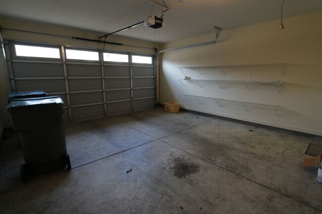 Building Photo - 8579 Napoli Dr
