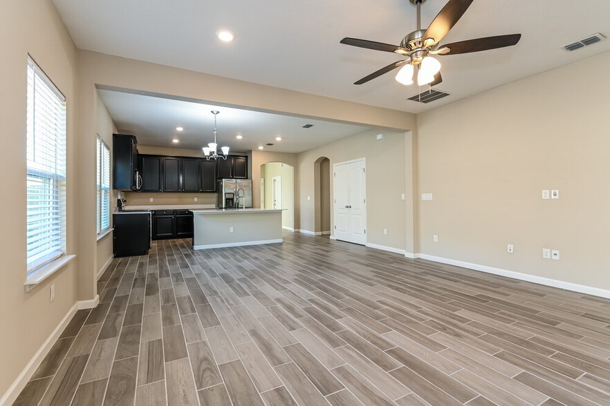 Building Photo - 6835 Longleaf Branch Dr