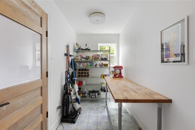 Building Photo - 6415 Steer Trail