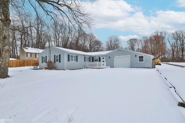 Primary Photo - Charming Newly Renovated Ranch-Style Home ...