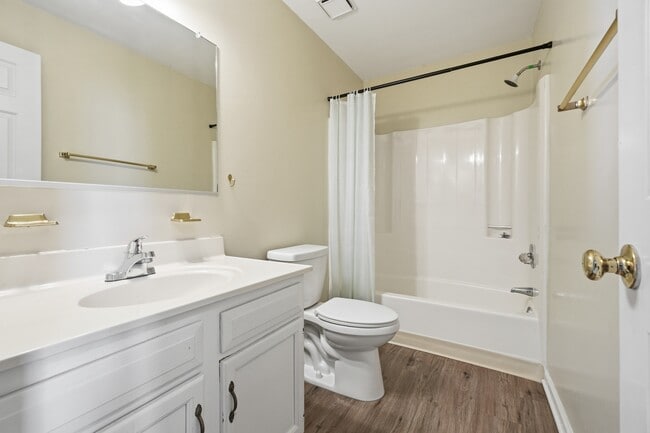 Building Photo - 3914 Wyckoff Dr