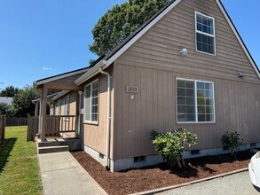 Building Photo - Primozich - Harrison
