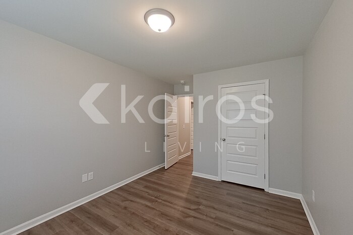 Building Photo - 118 Western Red Cedar Dr