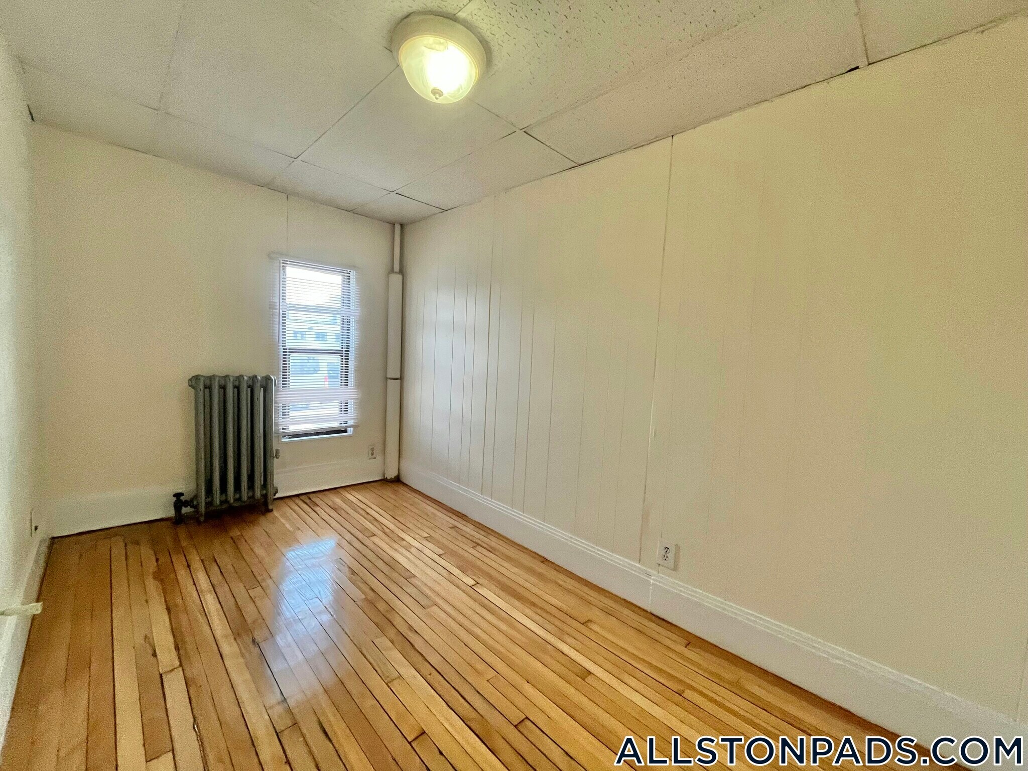 Building Photo - 437 Cambridge St