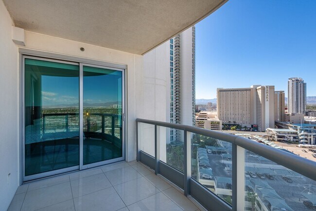 Building Photo - Turnberry Towers East 1507