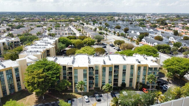 Building Photo - 11750 SW 18th St