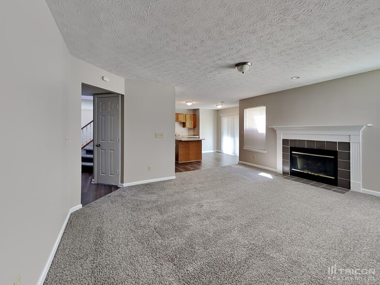Building Photo - 1022 Pine Mountain Way