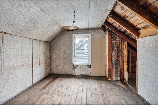 Building Photo - 12721 Barrington Ave