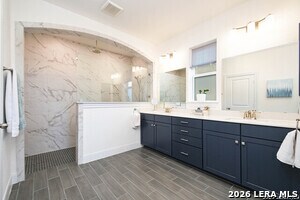 Building Photo - 25302 Donahue Dr