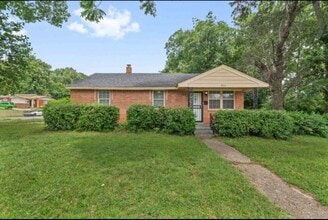 Building Photo - 2314 Pendleton St