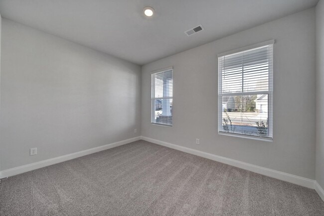 Building Photo - 3 Bed 2 Ranch Bath Home in Monroe!