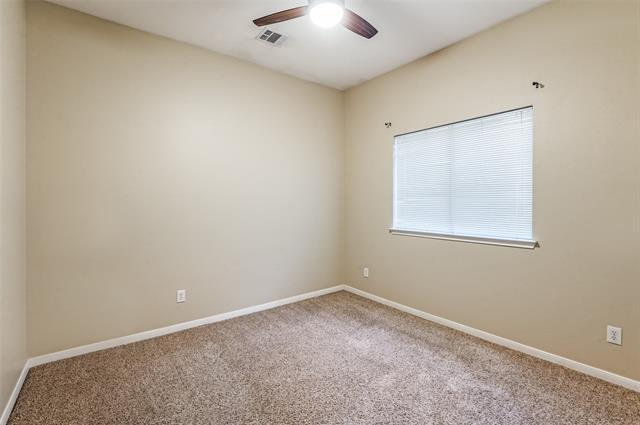 Building Photo - 5005 Stonecrest Dr