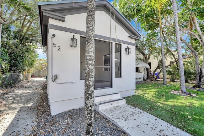 Building Photo - 52 NW 47th Terrace