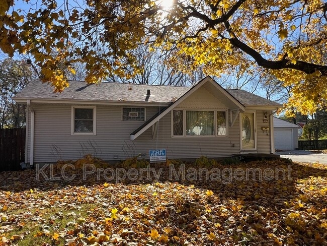 Building Photo - 3307 Gleaves Ct