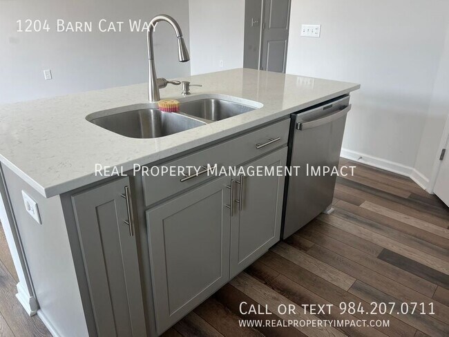 Building Photo - 1204 Barn Cat Way