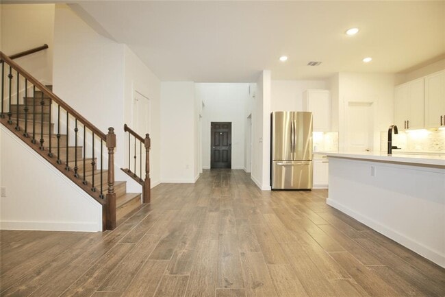 Building Photo - 15502 Pewter Luster Cv