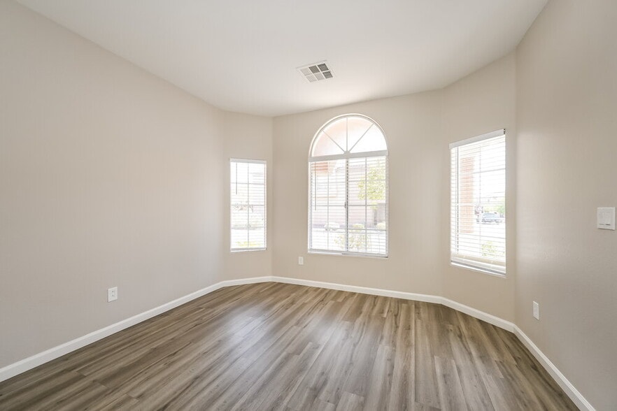 Building Photo - 10839 Vestone St