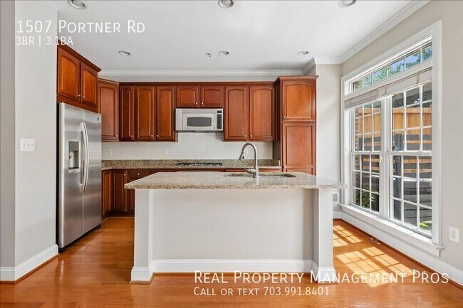 Building Photo - 1507 Portner Rd
