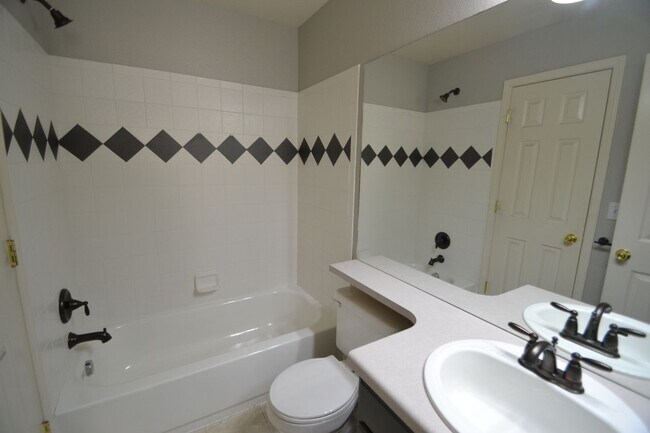 Building Photo - 3885 Cherry Plum Dr