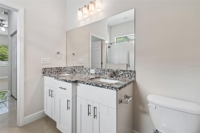 Building Photo - 2311 W Aileen St