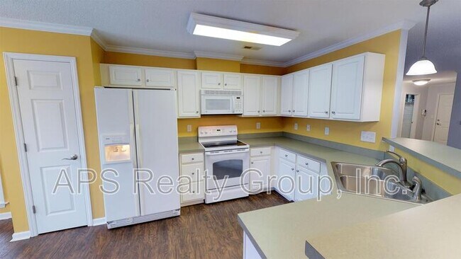 Building Photo - 130 Shallowford Reserve Dr