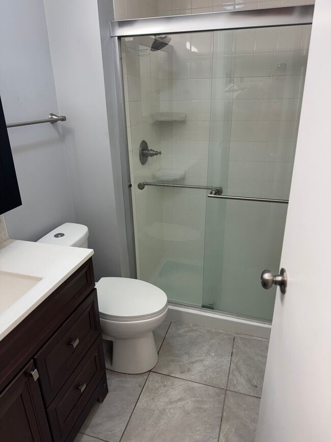 Building Photo - 7932 Whitcomb St