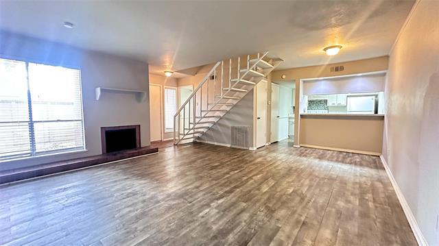 Building Photo - 3045 Park Ln