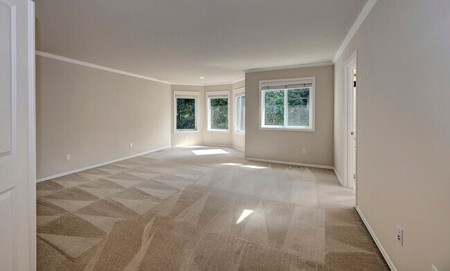 Building Photo - 4 bed 3 bath plus bonus room in Bothell