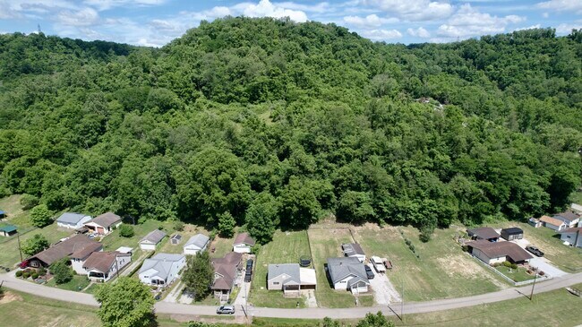 Building Photo - 77 Luka Rd