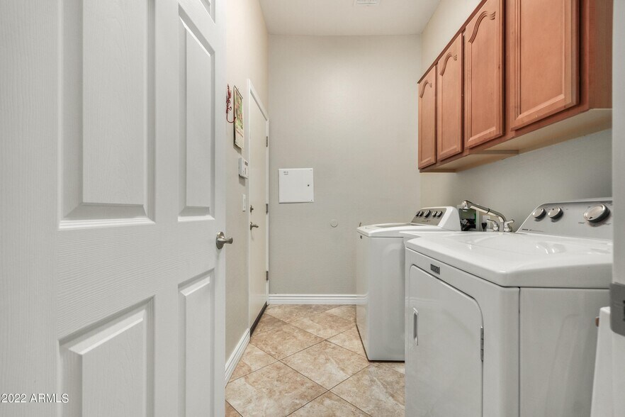 Landry - 10433 W Carlota Ln