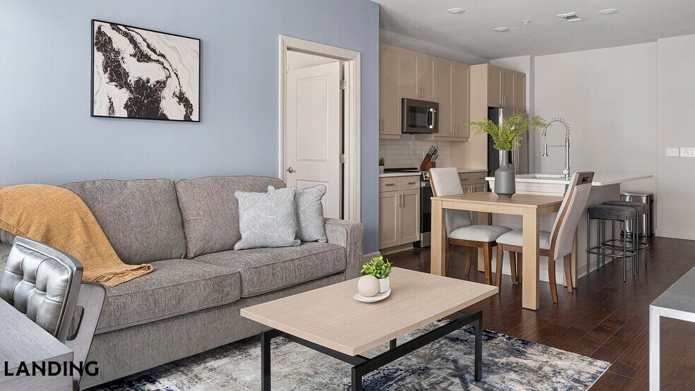 Building Photo - 2420 Peachtree Rd NW