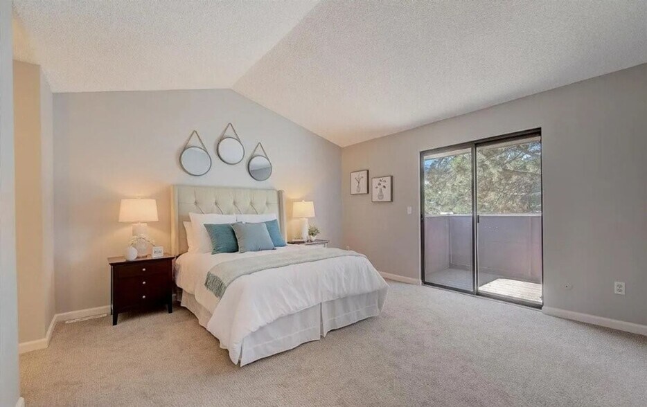 Building Photo - 6785 W 84th Way