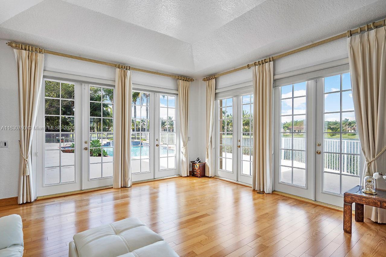 Building Photo - 7701 Salem Ln