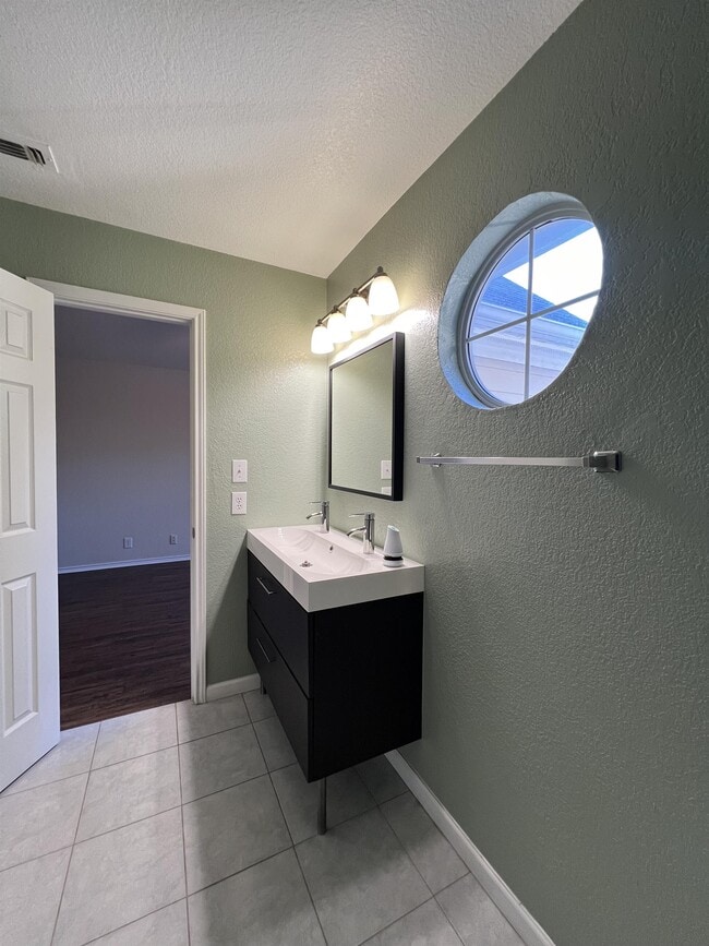 Building Photo - 4131 Copano Bay