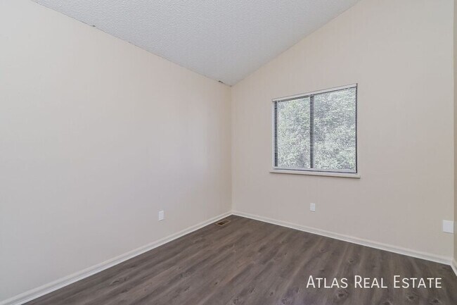Building Photo - 3444 Hunterwood Dr