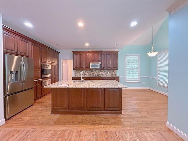 Building Photo - 280 Graystone Way