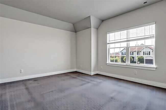Building Photo - 20105 Cloughmore Ct