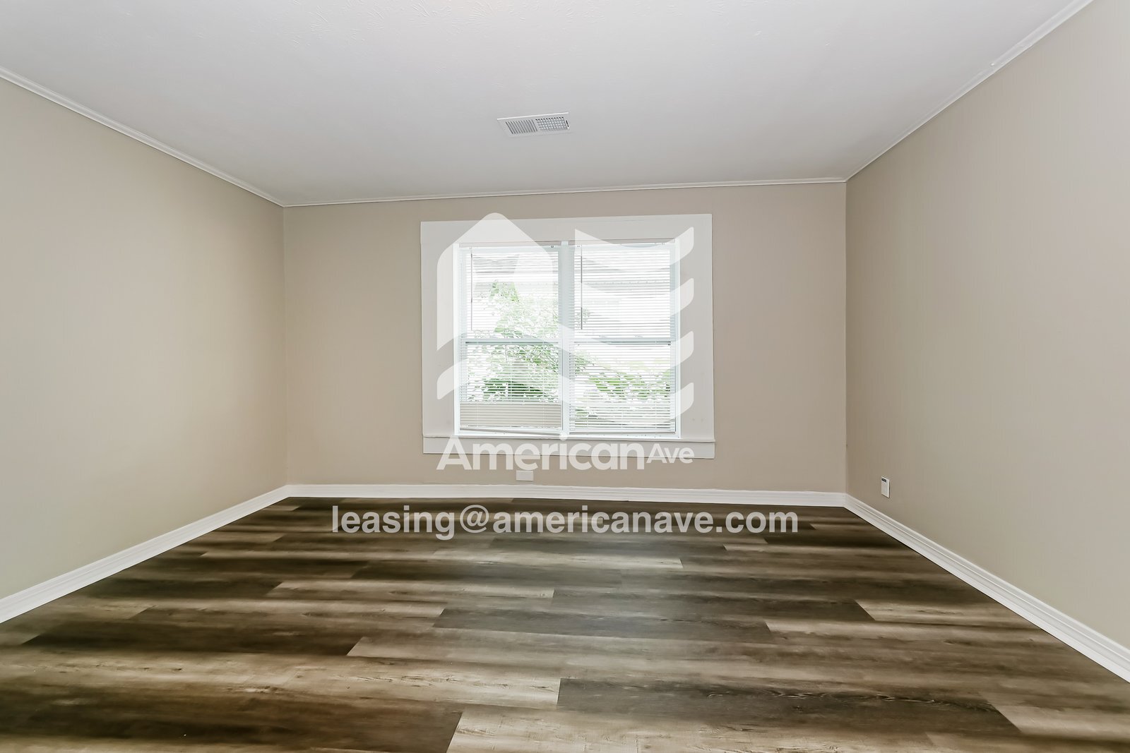 Building Photo - 3901 Oates Ave