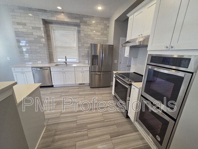 Building Photo - 315 Shadow Creek Dr