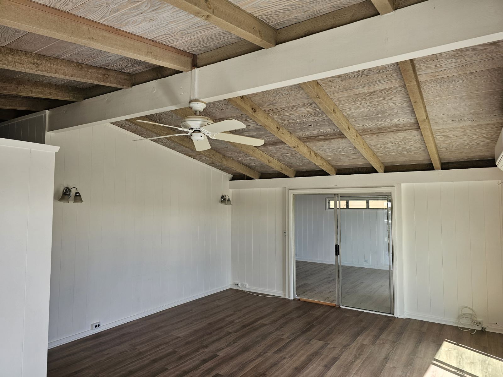 Building Photo - 7303 Mokuone St