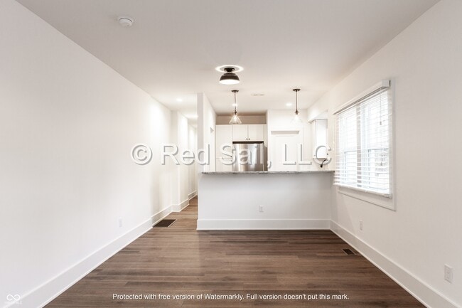 Building Photo - 1302 Tecumseh St